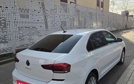 Volkswagen Polo VI (EU Market), 2022 год, 1 900 000 рублей, 3 фотография