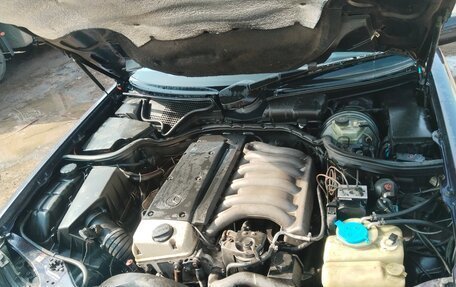 Mercedes-Benz E-Класс, 1997 год, 500 000 рублей, 5 фотография