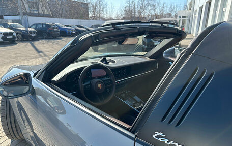 Porsche 911, 2024 год, 25 900 000 рублей, 37 фотография