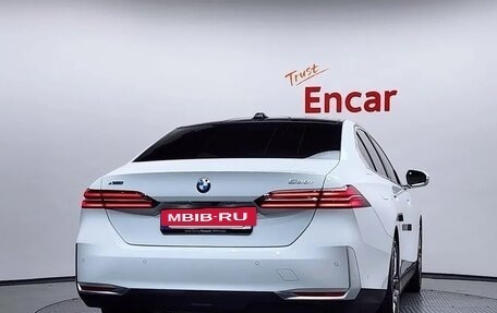 BMW 5 серия, 2023 год, 6 590 000 рублей, 4 фотография