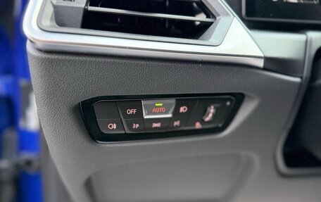 BMW 3 серия, 2022 год, 3 850 000 рублей, 14 фотография