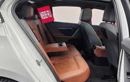 BMW 5 серия, 2023 год, 6 590 000 рублей, 14 фотография