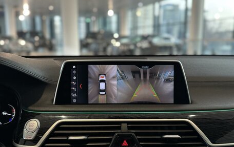 BMW 7 серия, 2017 год, 3 790 000 рублей, 16 фотография