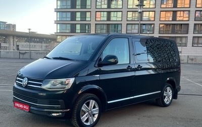 Volkswagen Multivan T6 рестайлинг, 2016 год, 3 300 000 рублей, 1 фотография