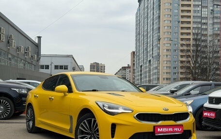 KIA Stinger I, 2018 год, 1 999 000 рублей, 1 фотография