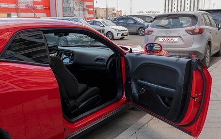 Dodge Challenger III рестайлинг 2, 2019 год, 4 250 000 рублей, 7 фотография