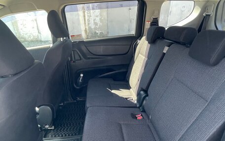 Toyota Sienta II, 2021 год, 1 700 000 рублей, 8 фотография