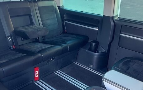 Volkswagen Multivan T6 рестайлинг, 2016 год, 3 300 000 рублей, 9 фотография