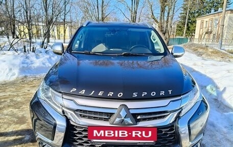 Mitsubishi Pajero Sport III рестайлинг, 2019 год, 3 500 000 рублей, 6 фотография