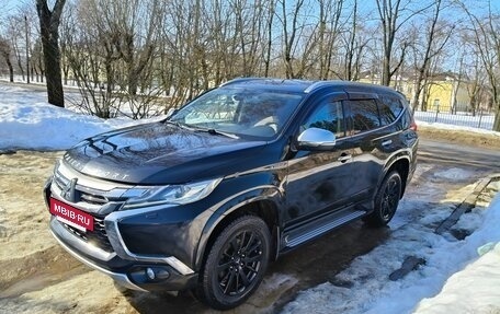 Mitsubishi Pajero Sport III рестайлинг, 2019 год, 3 500 000 рублей, 3 фотография
