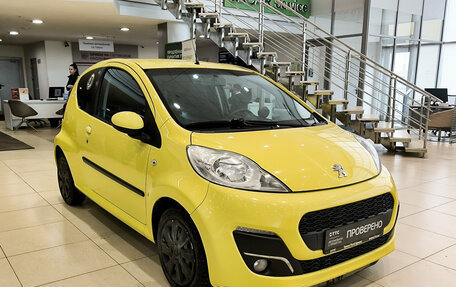 Peugeot 107 I рестайлинг, 2013 год, 499 000 рублей, 3 фотография