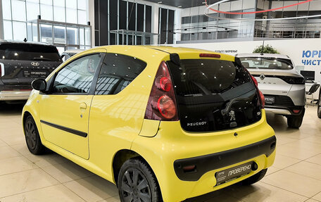 Peugeot 107 I рестайлинг, 2013 год, 499 000 рублей, 8 фотография