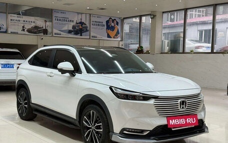 Honda Vezel, 2023 год, 1 555 040 рублей, 3 фотография