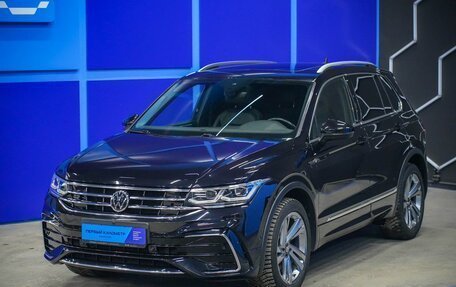 Volkswagen Tiguan II, 2021 год, 4 800 000 рублей, 2 фотография
