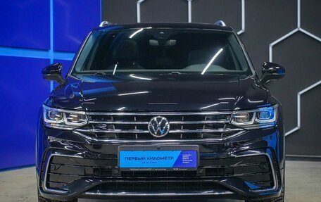 Volkswagen Tiguan II, 2021 год, 4 800 000 рублей, 4 фотография