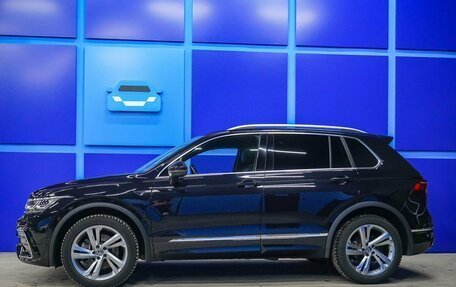 Volkswagen Tiguan II, 2021 год, 4 800 000 рублей, 3 фотография