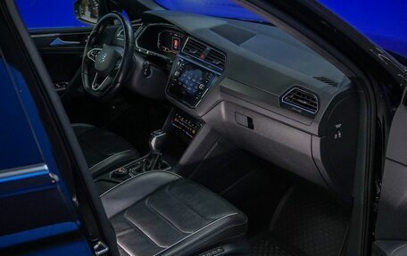 Volkswagen Tiguan II, 2021 год, 4 800 000 рублей, 10 фотография