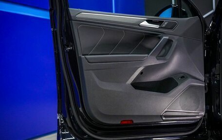 Volkswagen Tiguan II, 2021 год, 4 800 000 рублей, 12 фотография