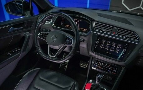 Volkswagen Tiguan II, 2021 год, 4 800 000 рублей, 26 фотография