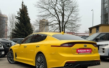 KIA Stinger I, 2018 год, 1 999 000 рублей, 6 фотография