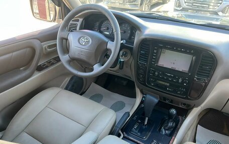 Toyota Land Cruiser 100 рестайлинг 2, 2002 год, 1 499 000 рублей, 10 фотография