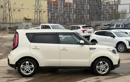 KIA Soul II рестайлинг, 2018 год, 1 294 000 рублей, 8 фотография