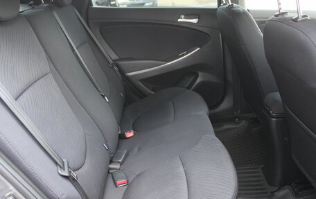 Hyundai Solaris II рестайлинг, 2015 год, 875 000 рублей, 12 фотография