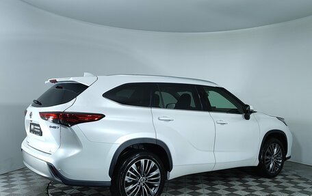 Toyota Highlander, 2025 год, 5 890 000 рублей, 6 фотография