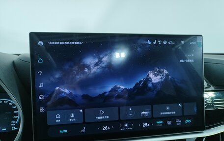 Toyota Highlander, 2025 год, 5 890 000 рублей, 17 фотография