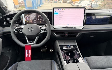 Volkswagen Tiguan, 2025 год, 4 990 000 рублей, 3 фотография