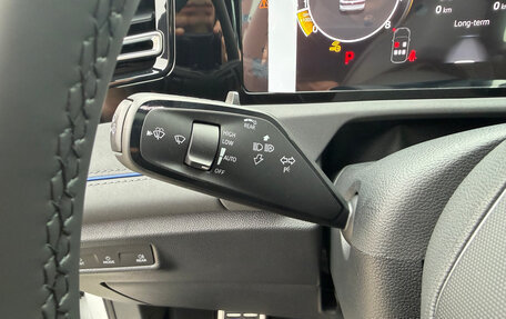 Volkswagen Tiguan, 2025 год, 4 990 000 рублей, 12 фотография