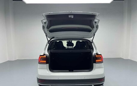 Volkswagen Tharu, 2023 год, 2 100 000 рублей, 17 фотография