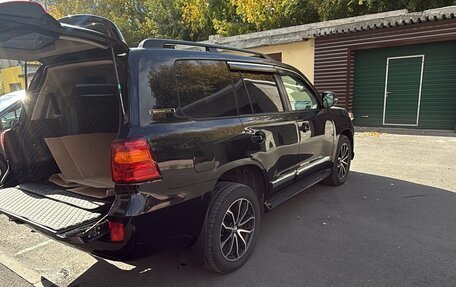 Toyota Land Cruiser 200, 2007 год, 3 300 000 рублей, 18 фотография