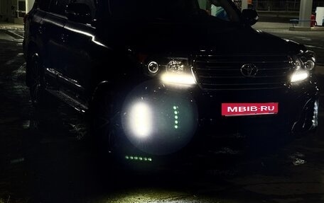 Toyota Land Cruiser 200, 2007 год, 3 300 000 рублей, 19 фотография