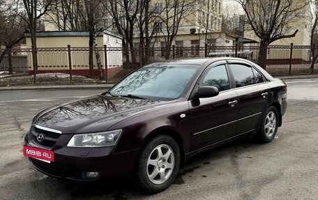 Hyundai Sonata VI, 2007 год, 820 000 рублей, 3 фотография
