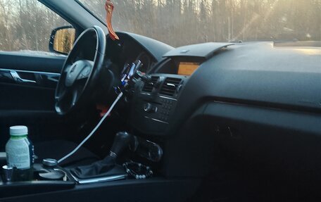 Mercedes-Benz C-Класс, 2008 год, 1 200 000 рублей, 10 фотография