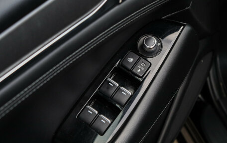 Mazda 6, 2019 год, 2 750 000 рублей, 18 фотография