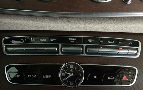 Mercedes-Benz E-Класс, 2017 год, 2 530 000 рублей, 18 фотография