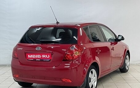 KIA cee'd I рестайлинг, 2007 год, 690 000 рублей, 4 фотография