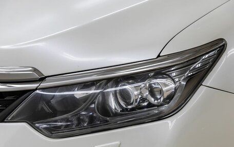 Toyota Camry, 2017 год, 2 428 000 рублей, 11 фотография