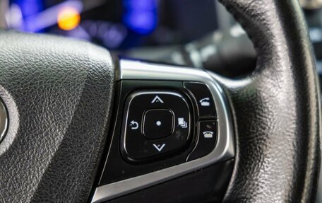 Toyota Camry, 2017 год, 2 428 000 рублей, 18 фотография