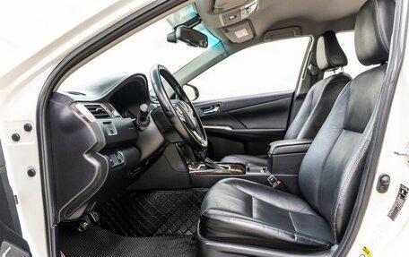 Toyota Camry, 2017 год, 2 428 000 рублей, 33 фотография