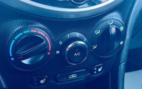 Hyundai Solaris II рестайлинг, 2012 год, 799 000 рублей, 16 фотография