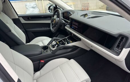 Porsche Cayenne III, 2025 год, 18 490 000 рублей, 21 фотография