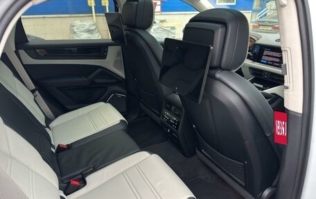 Porsche Cayenne III, 2025 год, 18 490 000 рублей, 17 фотография