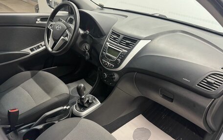 Hyundai Solaris II рестайлинг, 2012 год, 599 000 рублей, 17 фотография