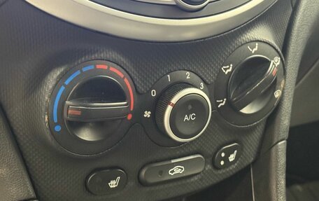 Hyundai Solaris II рестайлинг, 2012 год, 599 000 рублей, 21 фотография