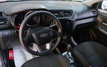 KIA Rio III рестайлинг, 2013 год, 889 000 рублей, 10 фотография
