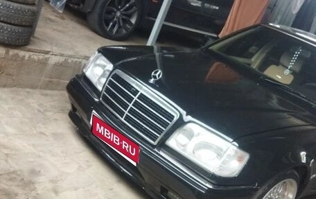 Mercedes-Benz E-Класс, 1995 год, 730 000 рублей, 1 фотография