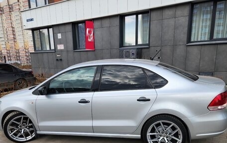 Volkswagen Polo VI (EU Market), 2013 год, 780 000 рублей, 1 фотография